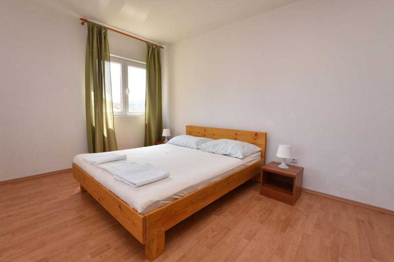 Apartments Jere Примоштен Экстерьер фото