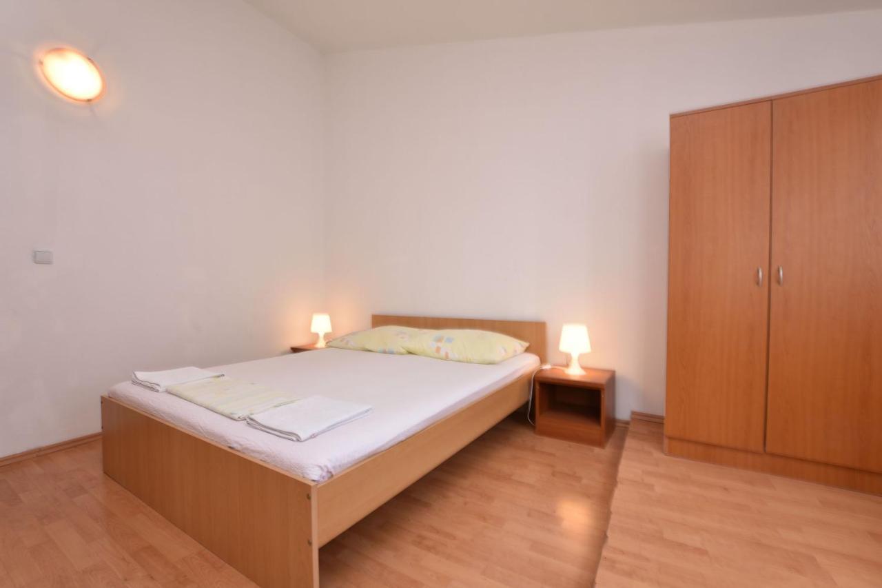 Apartments Jere Примоштен Экстерьер фото